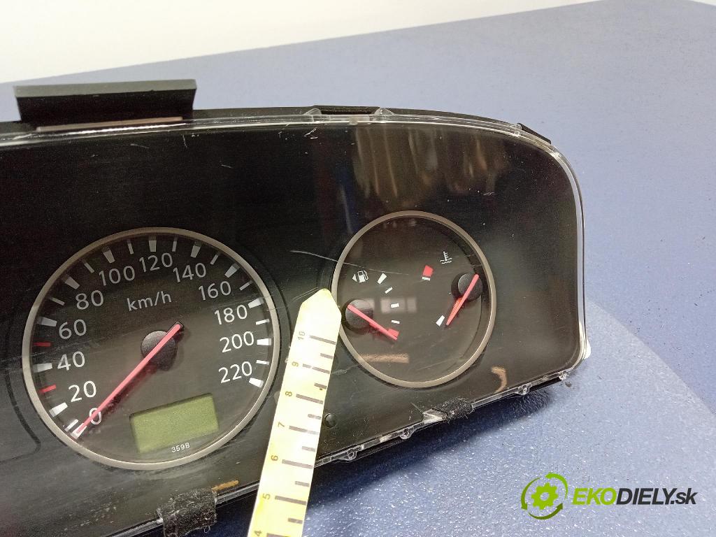 Nissan X-trail 2005 prístrojovka/ budíky EQ370FK