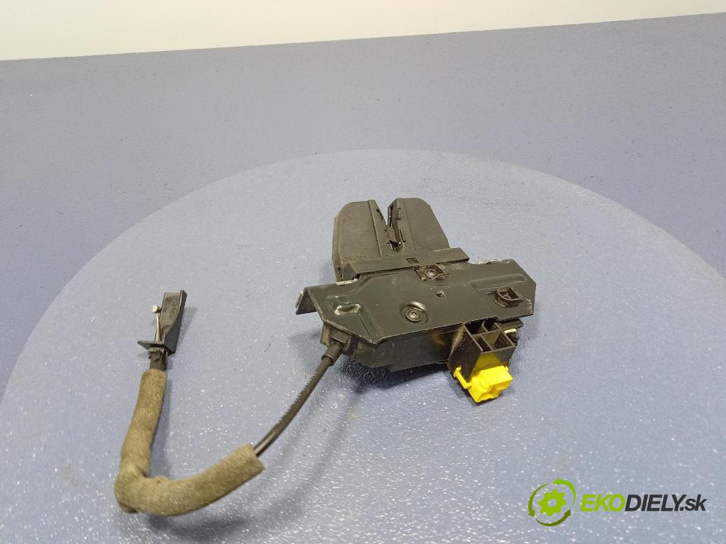 Opel Vectra 2002 zámek Klapky: kufr 09180104