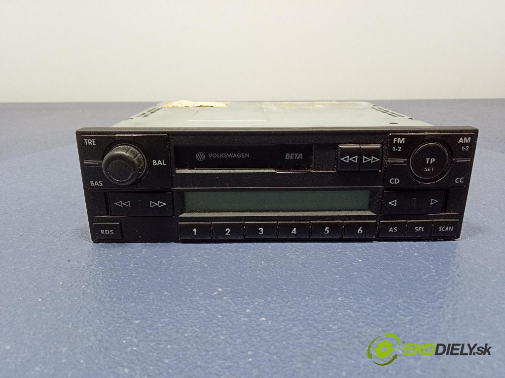 Vw Passat 2004 Radio I Navigácia: 01
