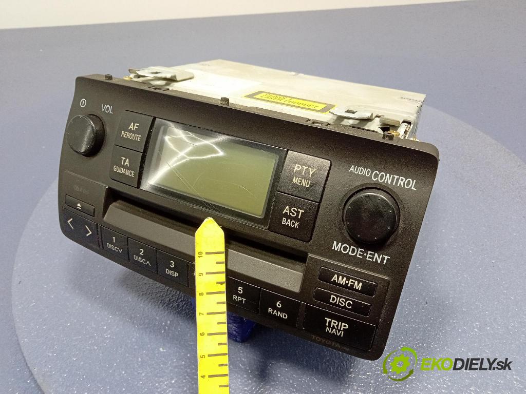 Toyota Corolla 2002 Radio I Navigácia: 86120-02260