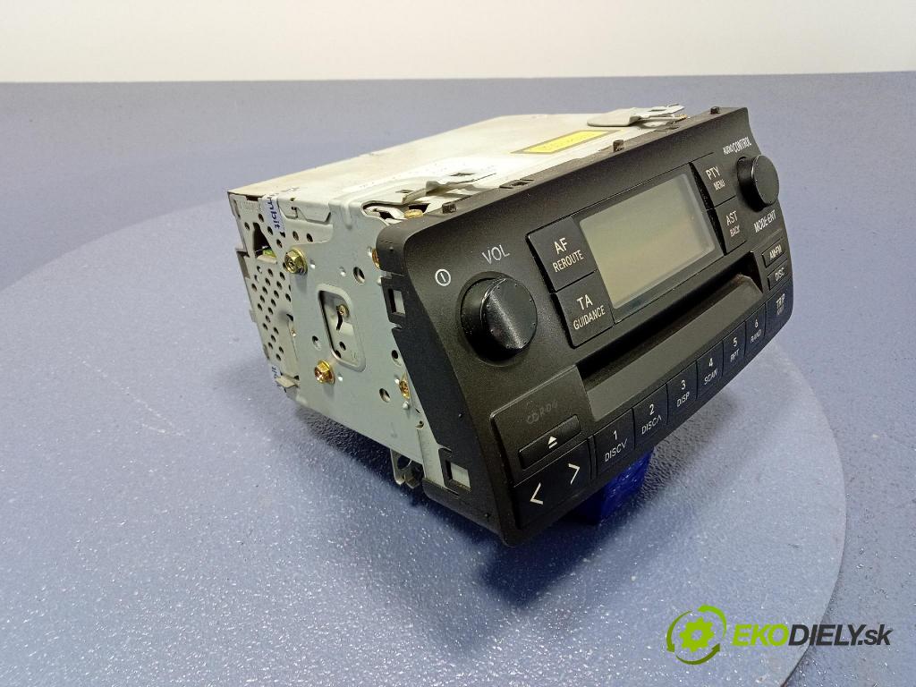Toyota Corolla 2002 Radio I Navigácia: 86120-02260