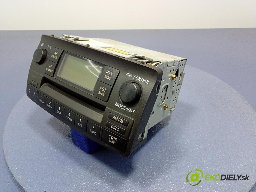 Toyota Corolla 2002 Radio I Navigácia: 86120-02260