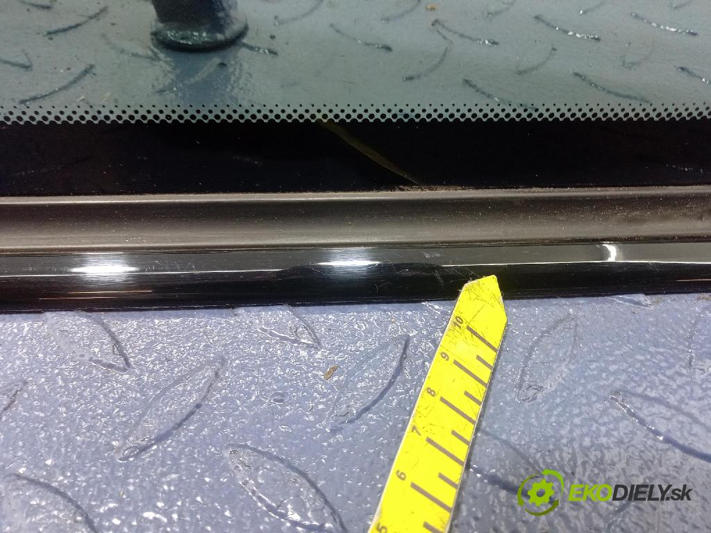 Bmw M2 2019 sklo Karoséria: zad 01