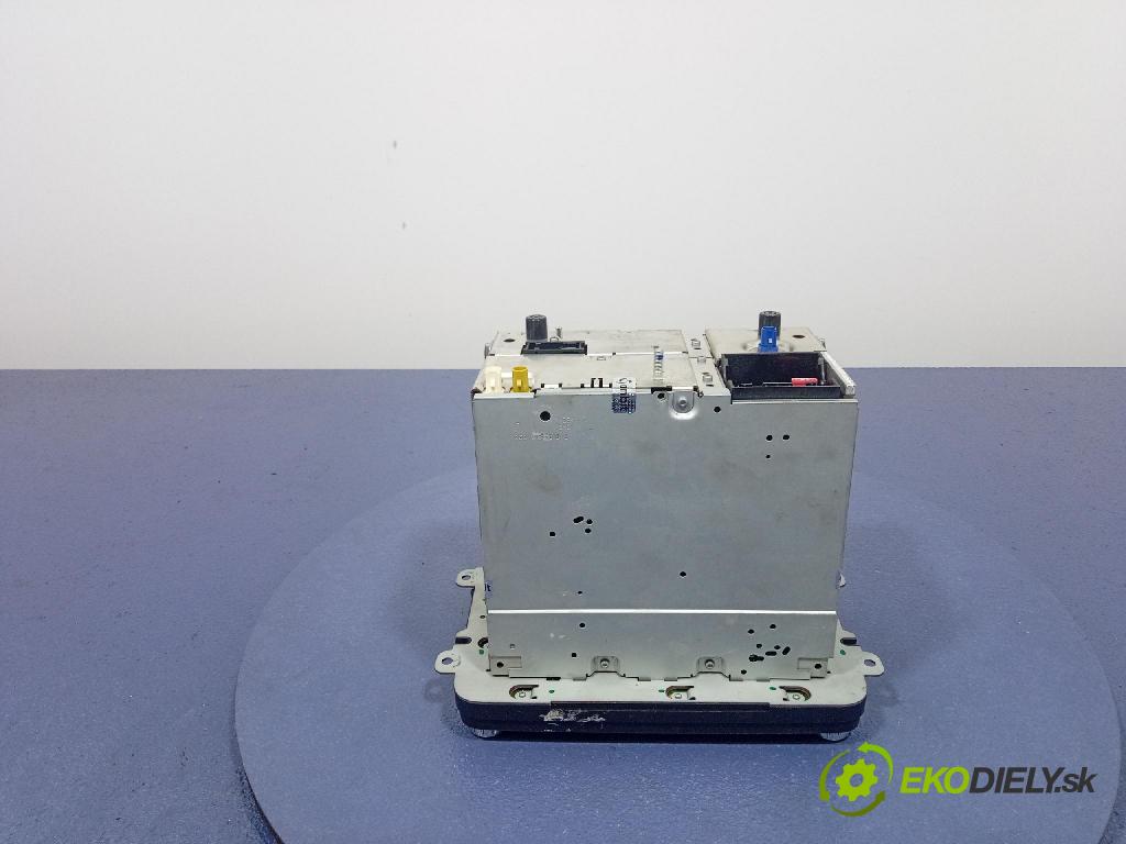 Vw Passat 2005 Radio I Navigácia: 1T0035194D