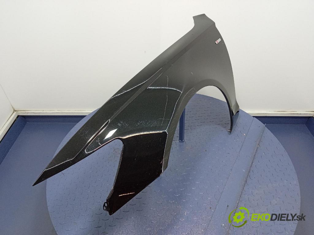 Audi A6 0 blatnik před Levý: 01