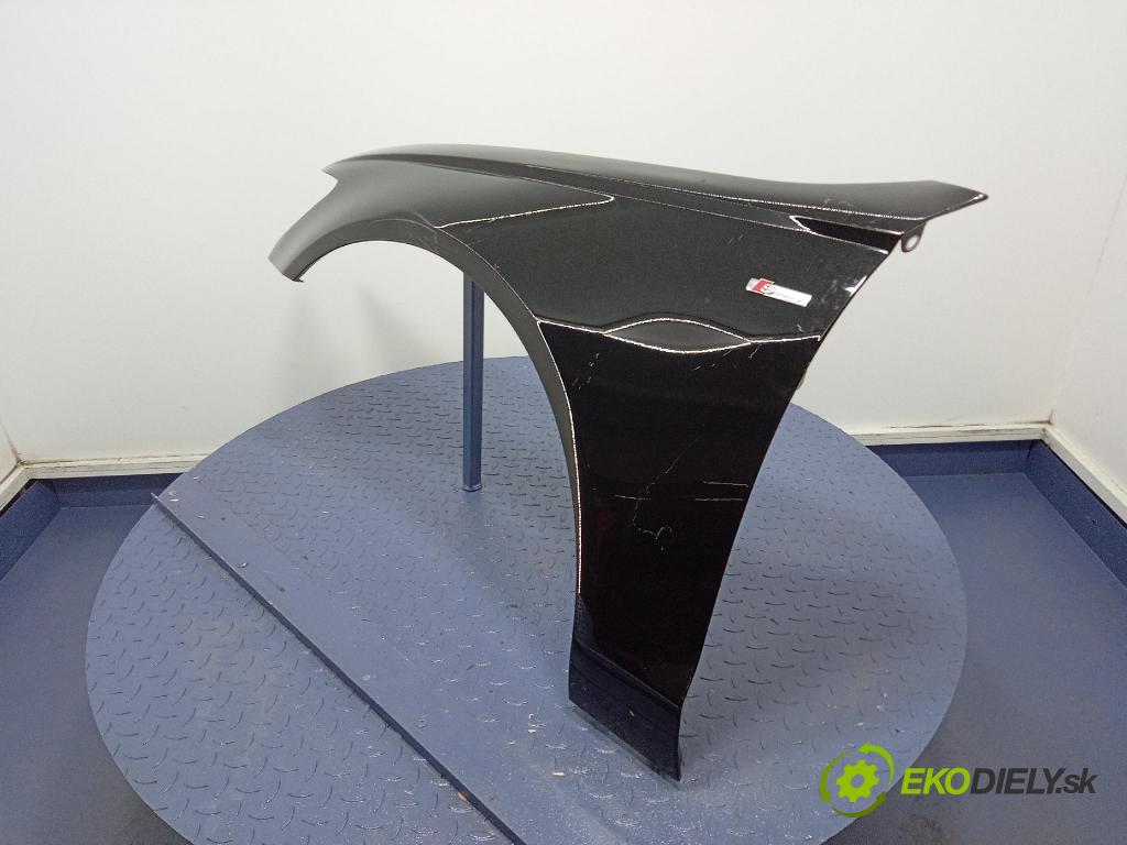 Audi A6 0 blatnik před Levý: 01