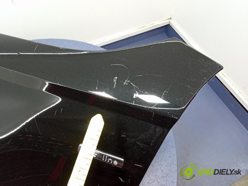 Audi A6 0 blatnik před Levý: 01