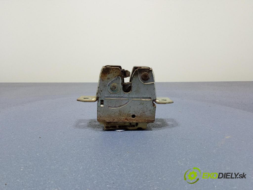 Mercedes A-klasa 2005 zámek Klapky: kufr A1697400036