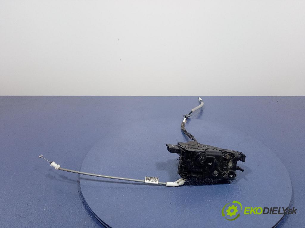Citroen Ds5 2015 zámek dveře před v pravo: 9686919380