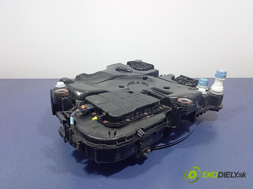 Citroen Ds5 2015 Nádrž: AdBlue: 9807475580