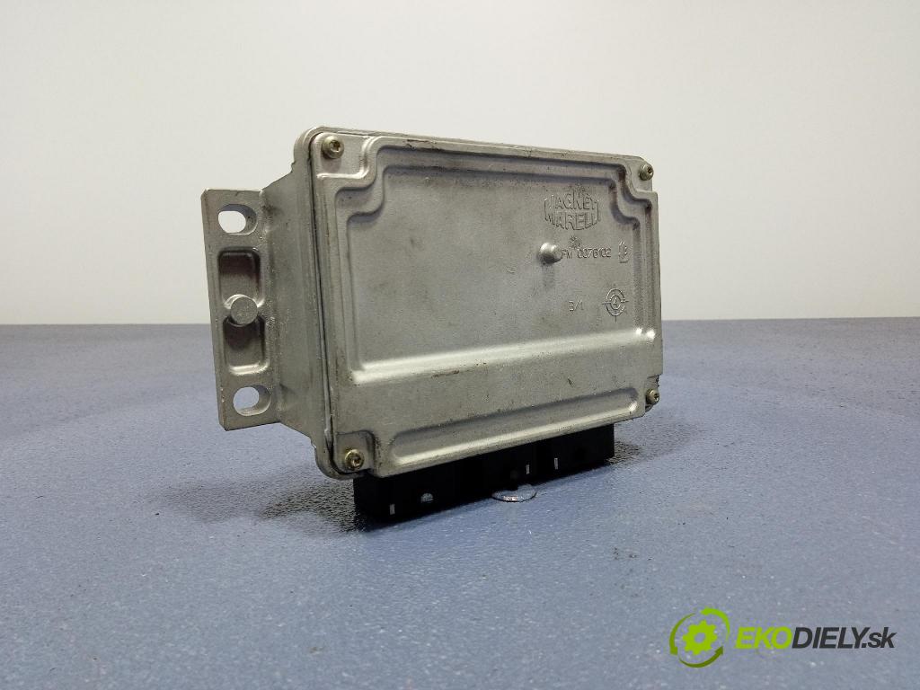 Citroen C5 2006 riadiaca jednotka Motor: 9659773880