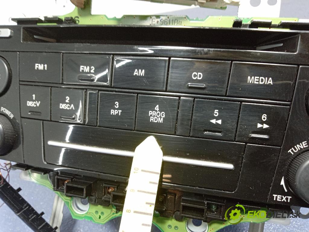 Mazda 6 2005 Radio I Navigácia: CQ-MM4570AK