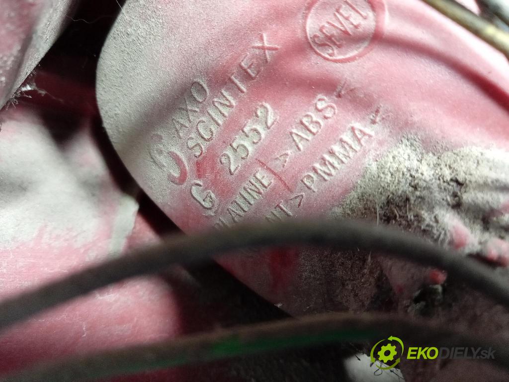 Citroen C8 2003 svetlo / reflektor zad ľavá Vonkajsia: 01