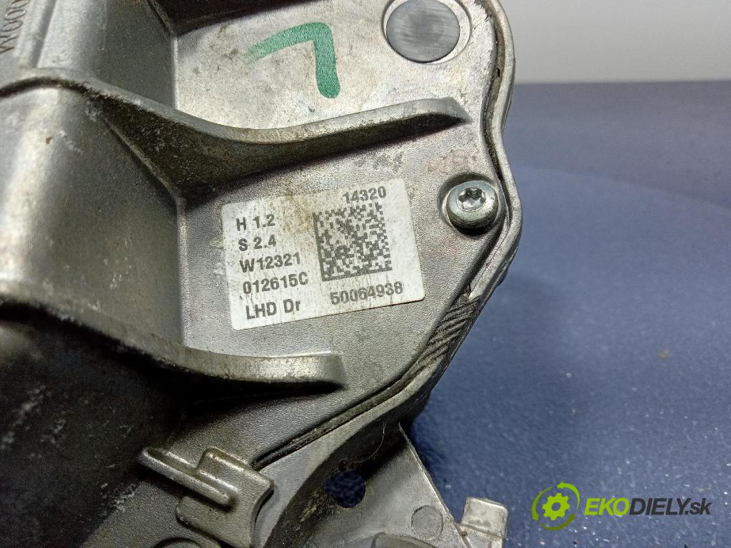 Citroen Ds5 2015 mechanizmus motor: Stierače: Predné 9686934280