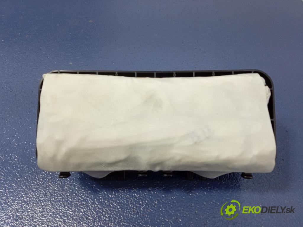 Ford Ka 2008 kokpit,pristrojová doska 7354868760