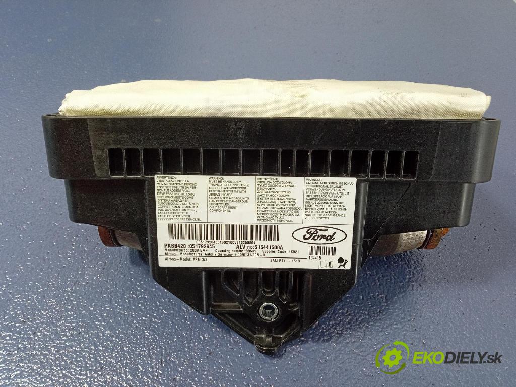 Ford Ka 2008 kokpit,pristrojová doska 7354868760