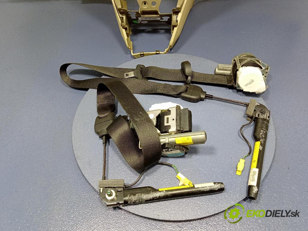 Ford Ka 2008 kokpit,pristrojová doska 7354868760