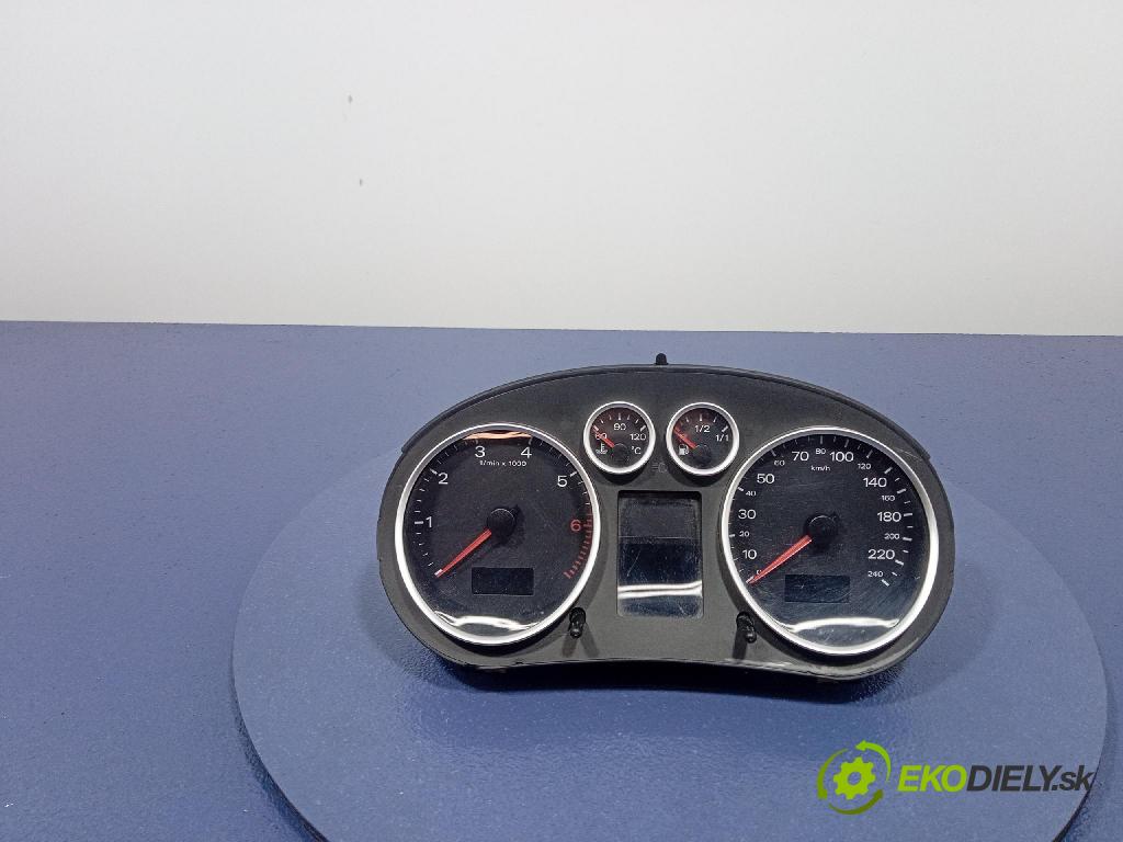 Audi A2 2001 prístrojovka/ budíky 8Z0920900N