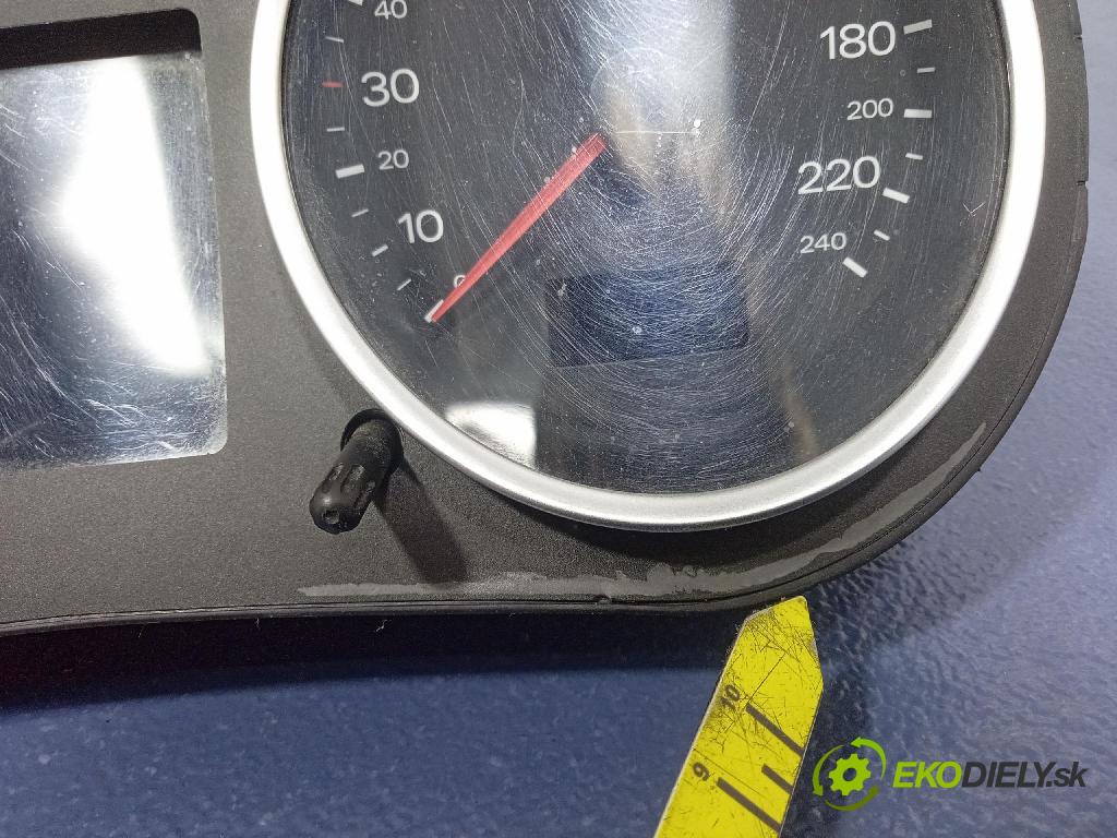 Audi A2 2001 prístrojovka/ budíky 8Z0920900N