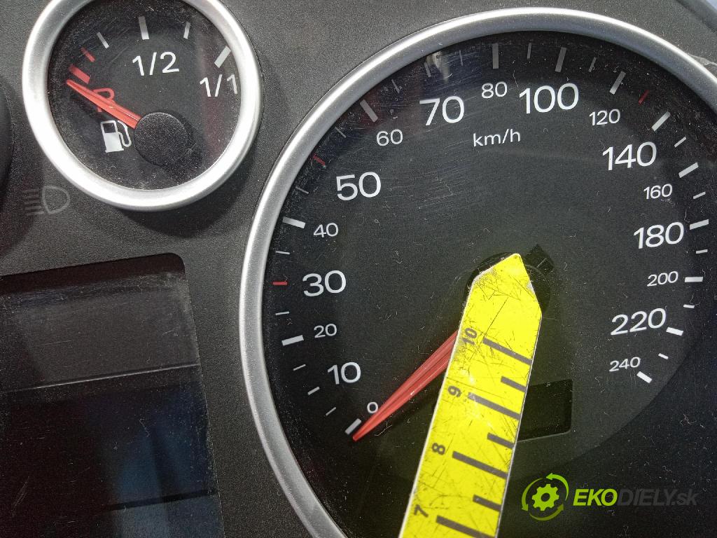Audi A2 2001 prístrojovka/ budíky 8Z0920900N