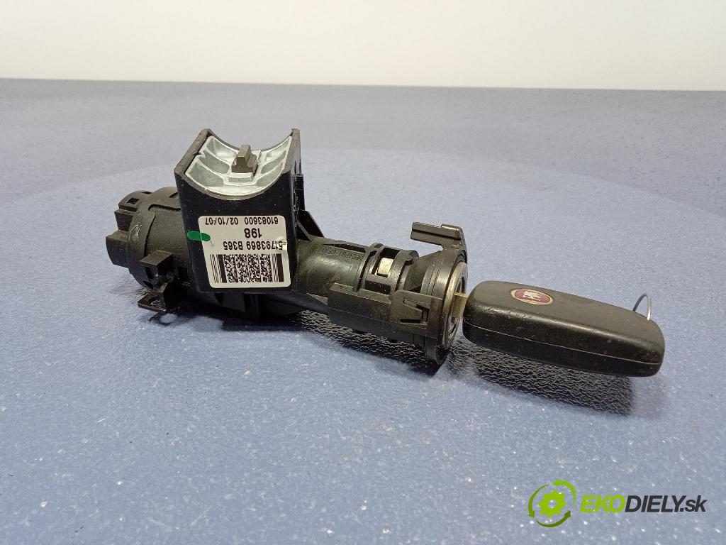 Fiat Bravo 2007 riadiaca jednotka Motor: 51809688