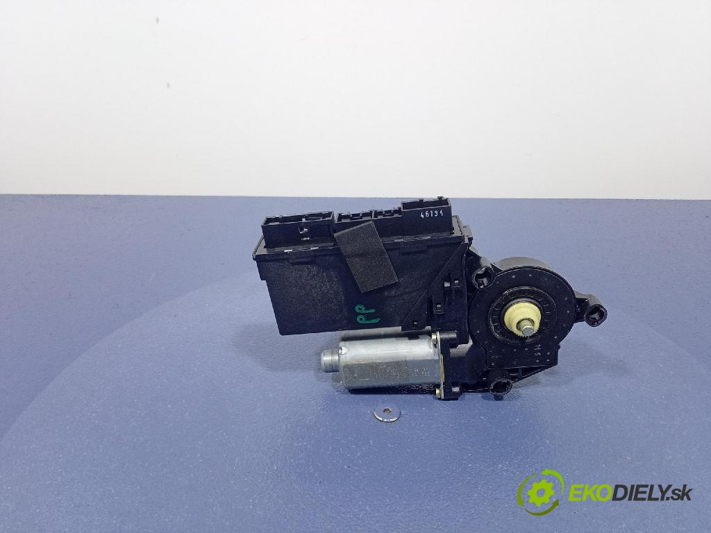 Audi A2 2001 mechanismus stahování Sklenka: před v pravo: 8Z1959802