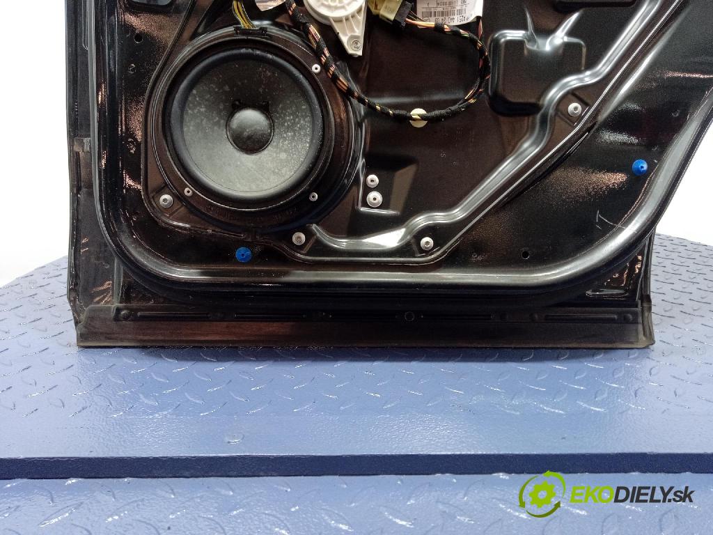 Mercedes R-Klasa 2007 dvere zad pravé 01