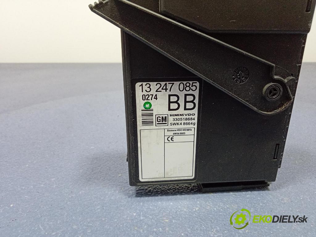 Opel Meriva 2007 riadiaca jednotka Motor: 55353613