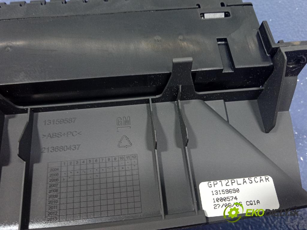 Opel Zafira 2006 Radio I Navigácia: 13154304