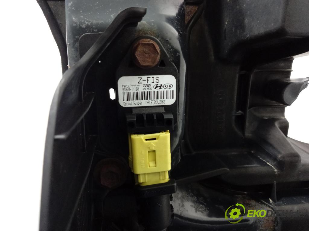 Kia Cee\'d 2006 výztuha Čelní / stěna Přední 01