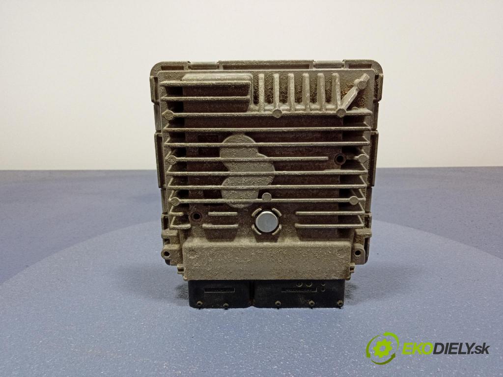 Vw Golf 2011 riadiaca jednotka Motor: 03L907425C