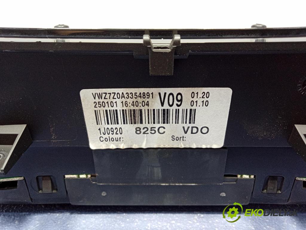 Volkswagen Golf tdi 2001 prístrojovka/ budíky 1J0920825C