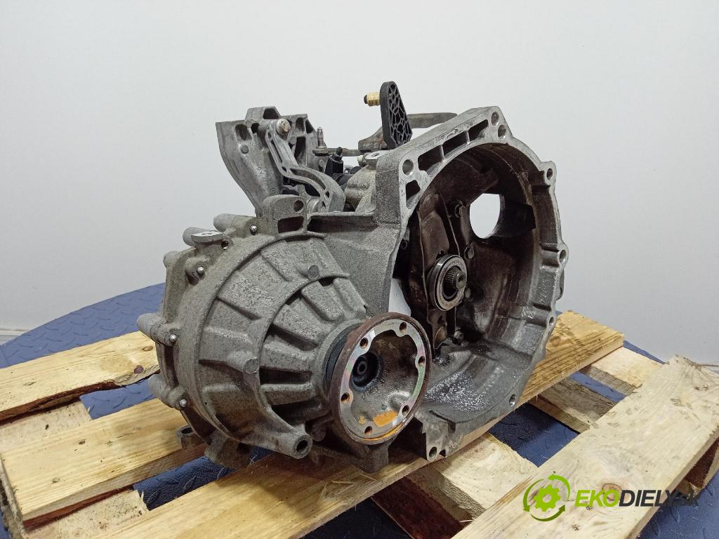 Vw Golf 2011 prevodovka Manualna LHW
