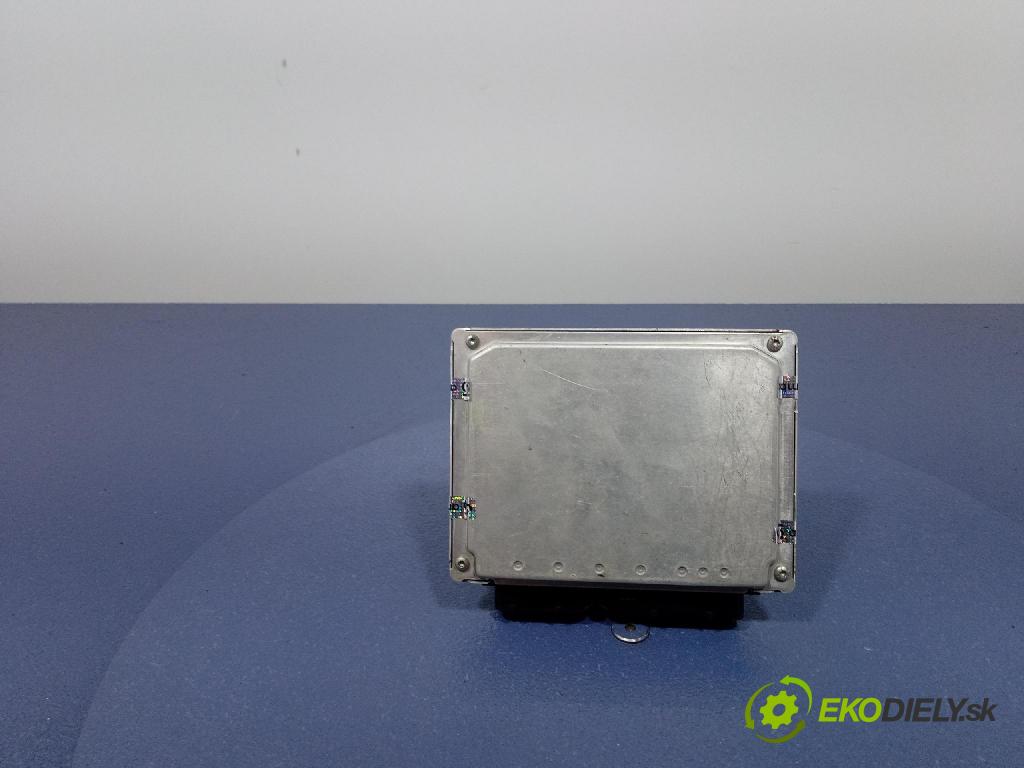 Audi A4 2000 riadiaca jednotka Motor: 4B0906018AL