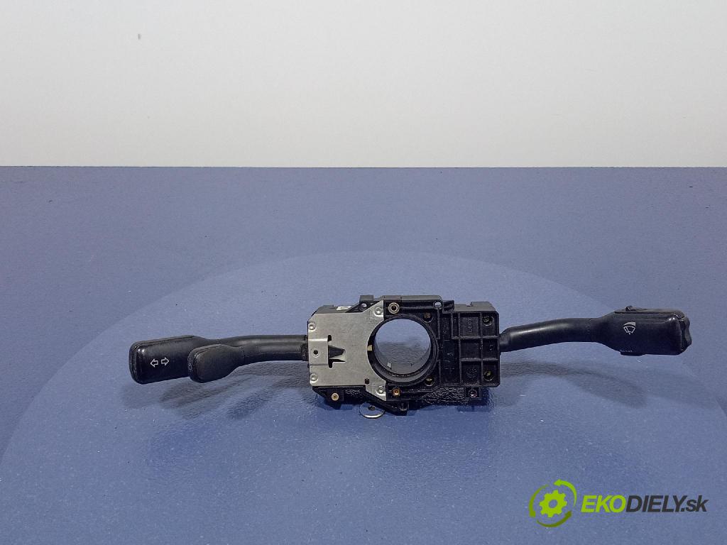 Audi A4 1997 prepínač Komplex: 4D0953513D