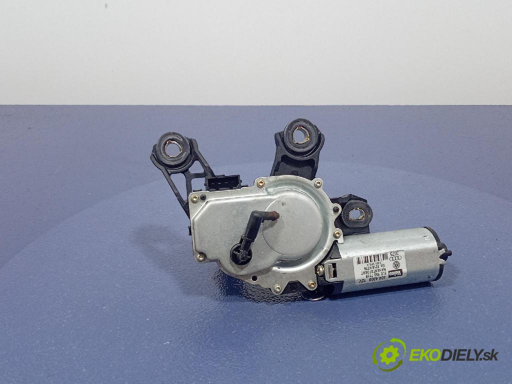 Audi A4 1997 motor: Stierače: zad 8L0955711B