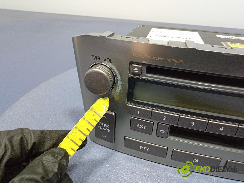 Toyota Avensis 2005 Radio I Navigácia: 86120-05081
