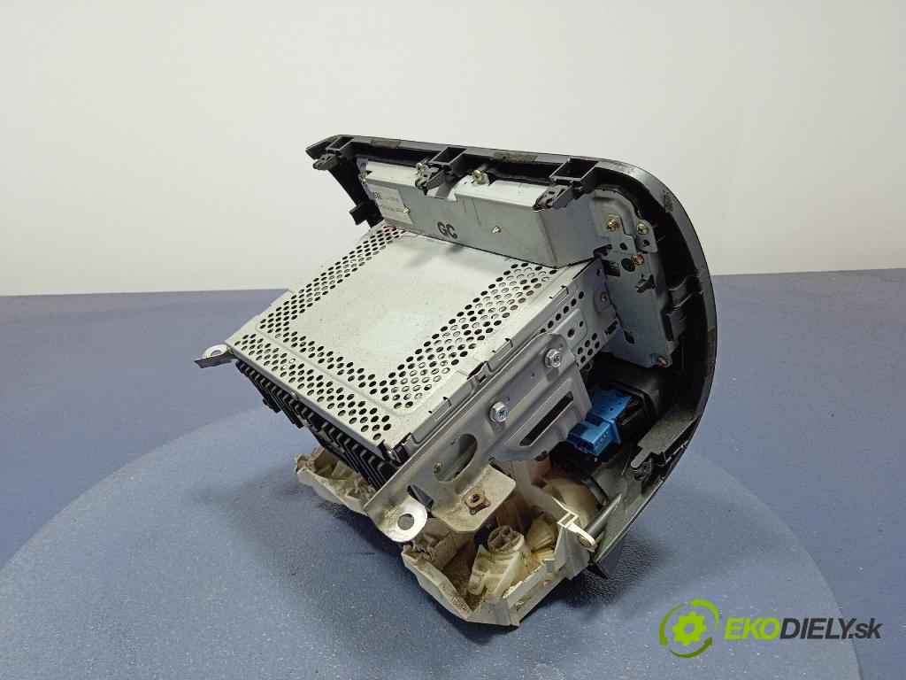 Honda Jazz 2002 Radio I Navigácia: 39100SAAG112