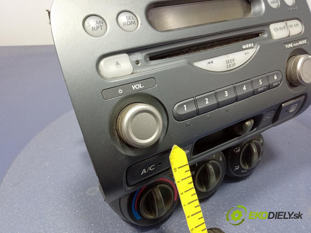 Honda Jazz 2002 Radio I Navigácia: 39100SAAG112