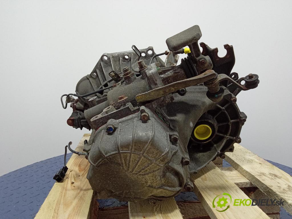 Toyota Avensis 2005 prevodovka Manualna 01