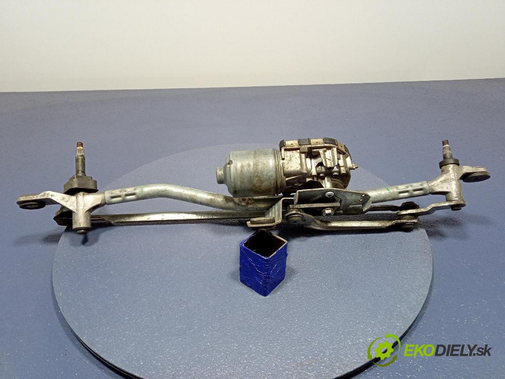 Audi A6 2012 mechanizmus motor: Stierače: Predné 4G1955023A