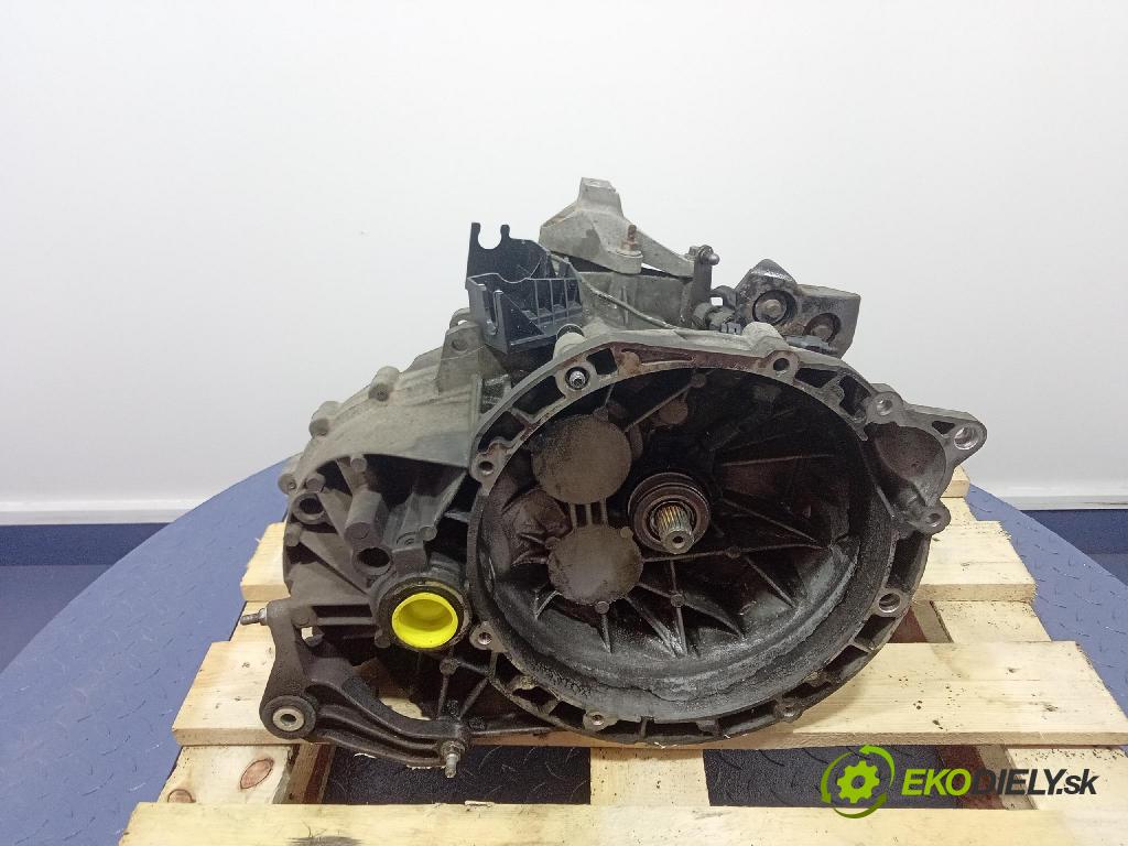 Volvo S40 2004 prevodovka Manualna 4M5R-7002-CD