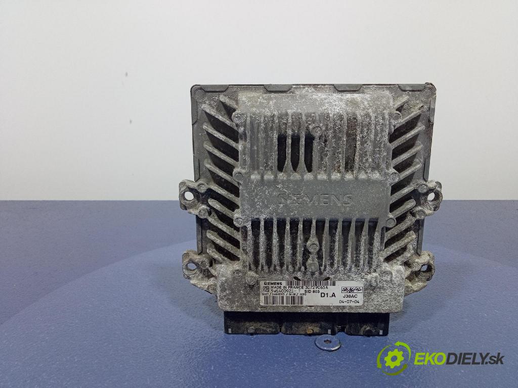 Volvo S40 2004 riadiaca jednotka Motor: 30729065A