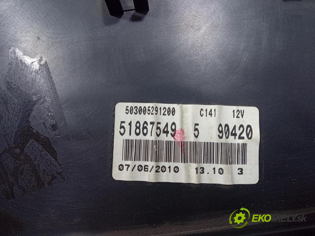 Fiat Punto 2010 prístrojovka/ budíky 518675495