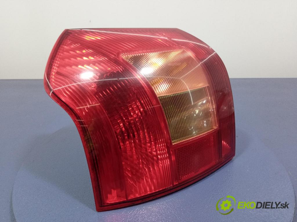 Toyota Corolla 2002 svetlo / reflektor zad ľavá Vonkajsia: 01