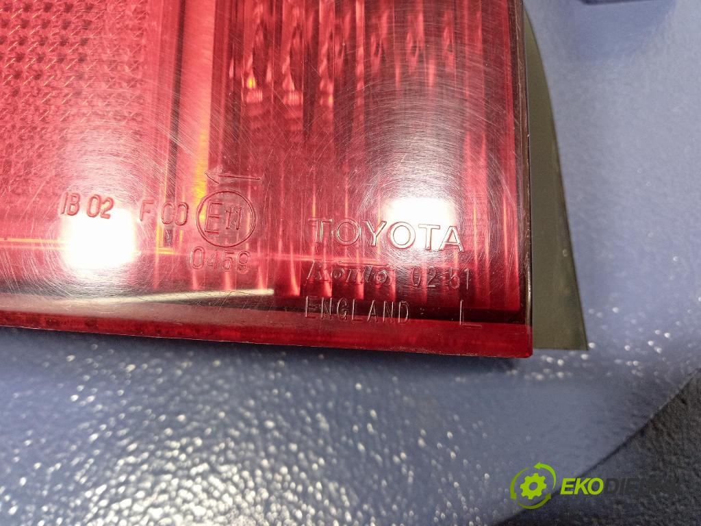 Toyota Corolla 2002 svetlo / reflektor zad ľavá Vonkajsia: 01