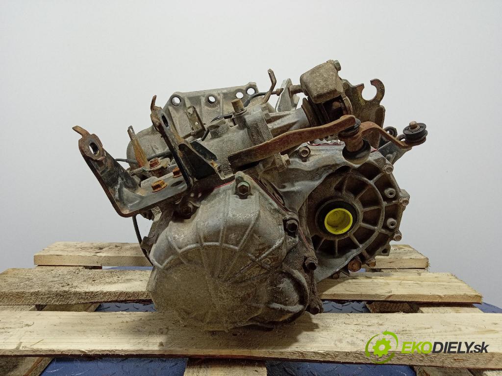 Toyota Corolla 2002 prevodovka Manualna 01