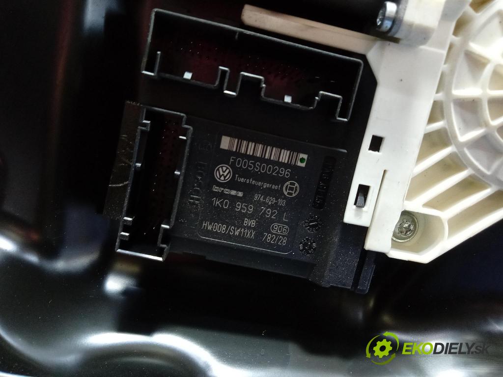 Vw Passat 0 mechanismus stahování Sklenka: před v pravo: 3C1837756L