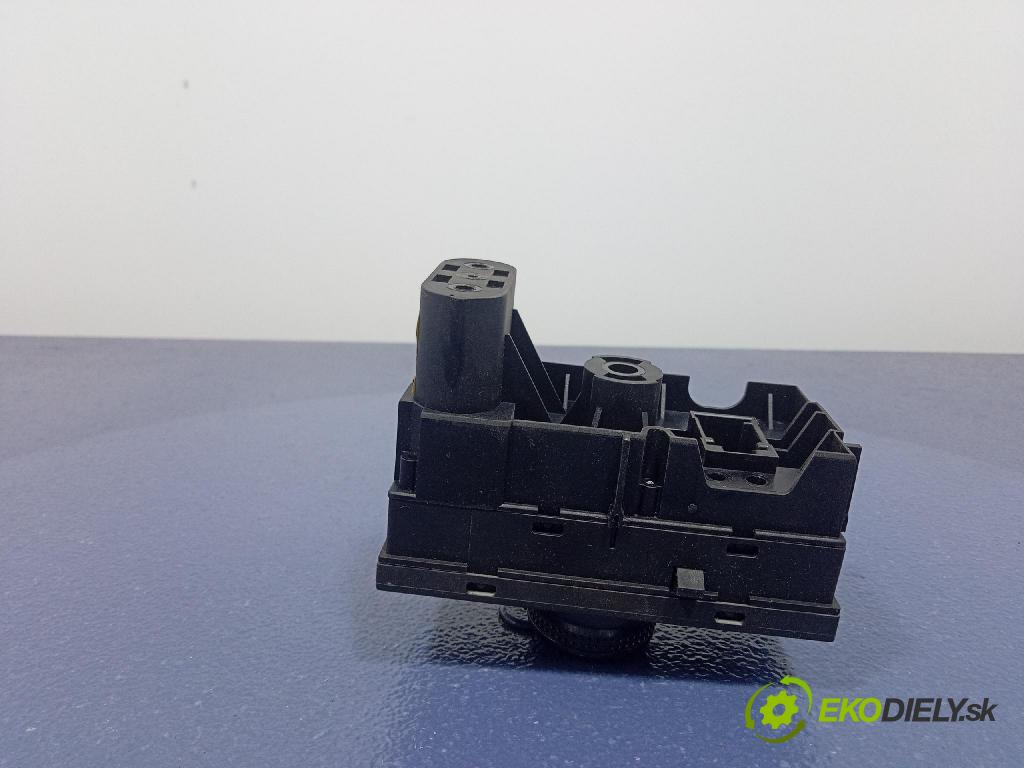 Opel Vectra 2004 prepínač svetiel 13177067