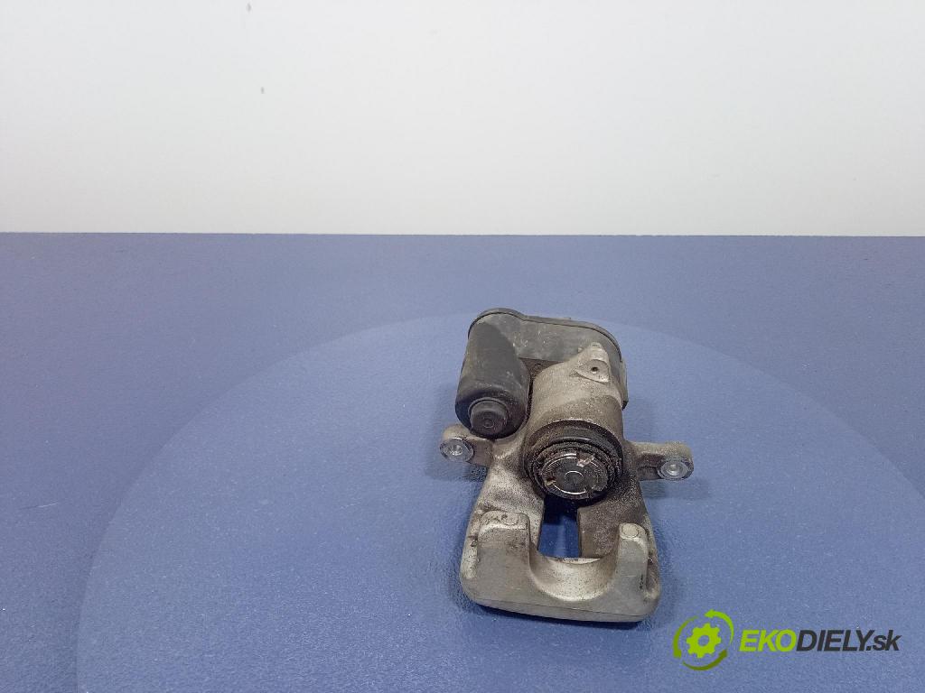 Volkswagen Passat 2006 brzdič brzdový zad Vľavo: JBC0329